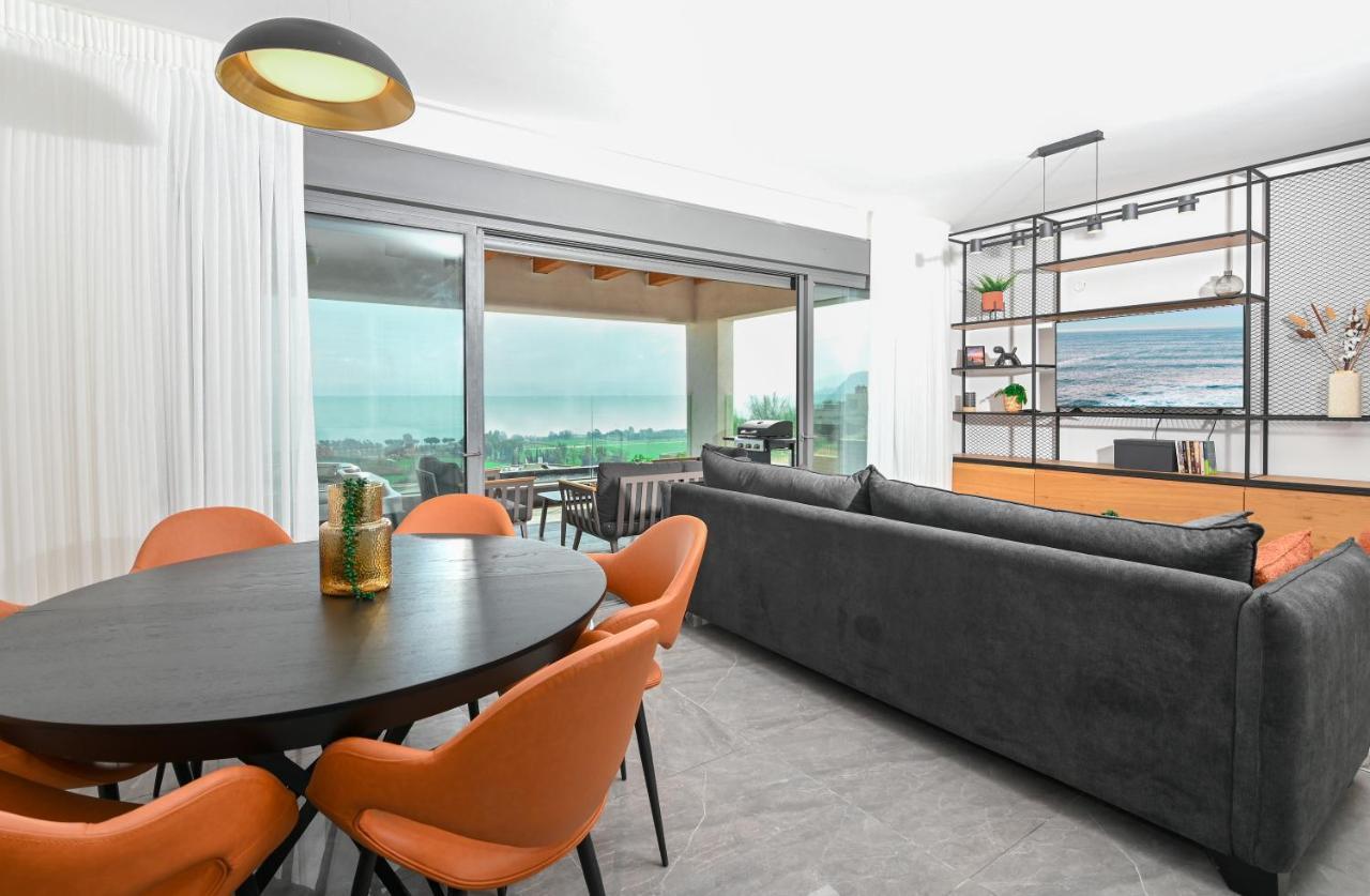 Yalarent C Kinneret Hotel Apartments ミグダル エクステリア 写真