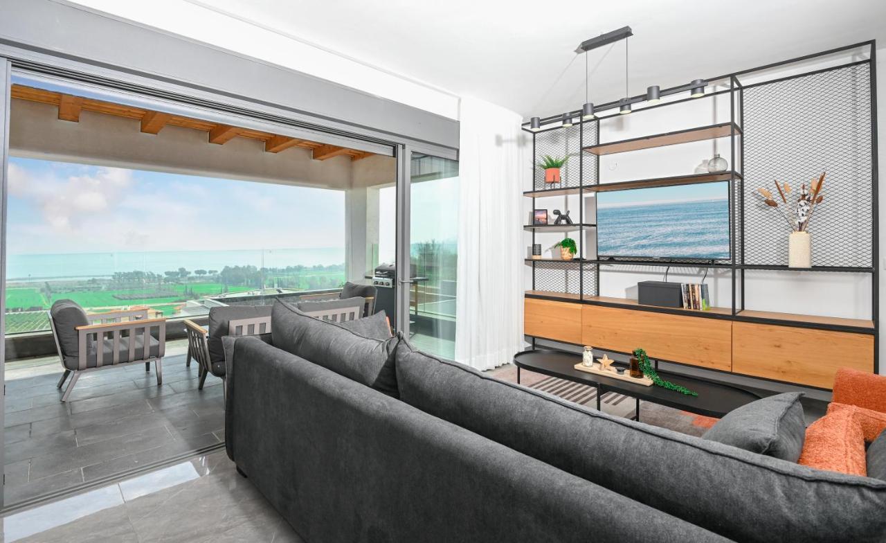 Yalarent C Kinneret Hotel Apartments ミグダル エクステリア 写真
