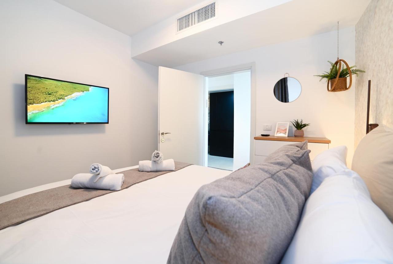 Yalarent C Kinneret Hotel Apartments ミグダル エクステリア 写真