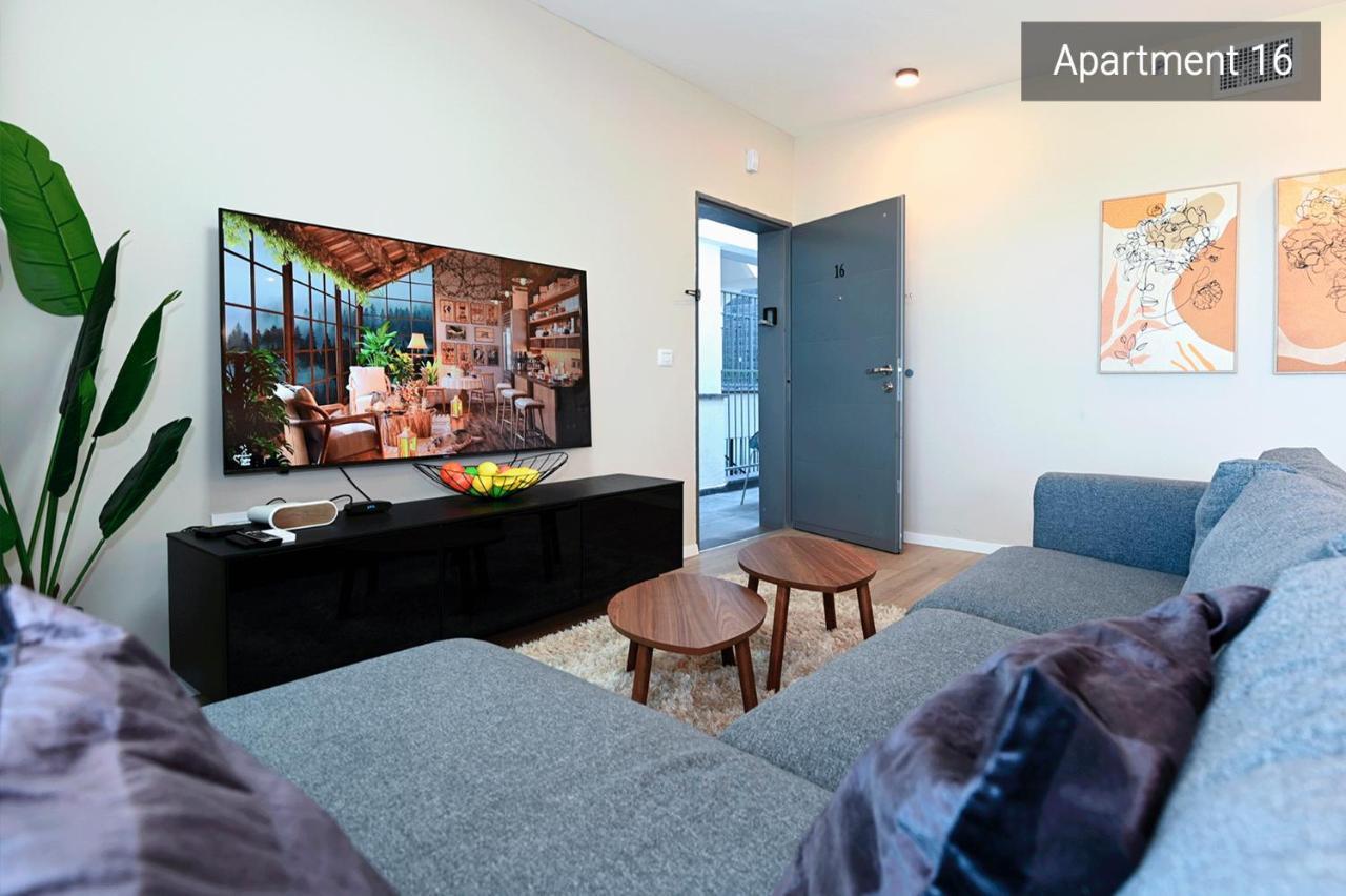 Yalarent C Kinneret Hotel Apartments ミグダル エクステリア 写真